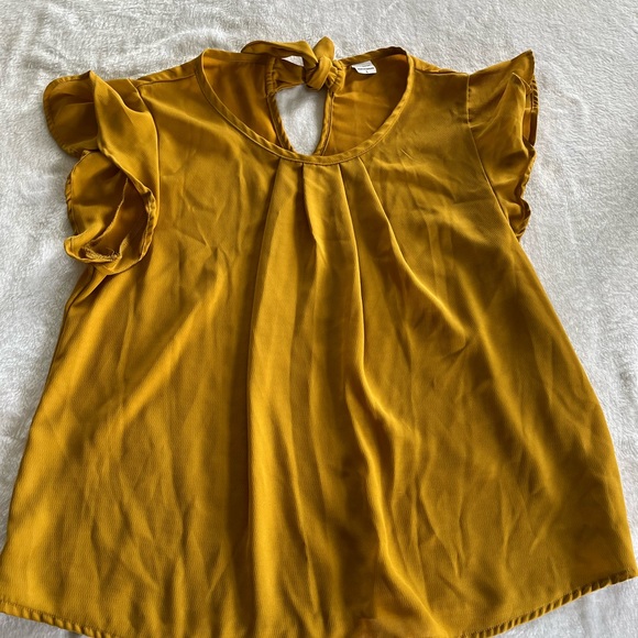 Mustard yellow blouse - Picture 8 of 9